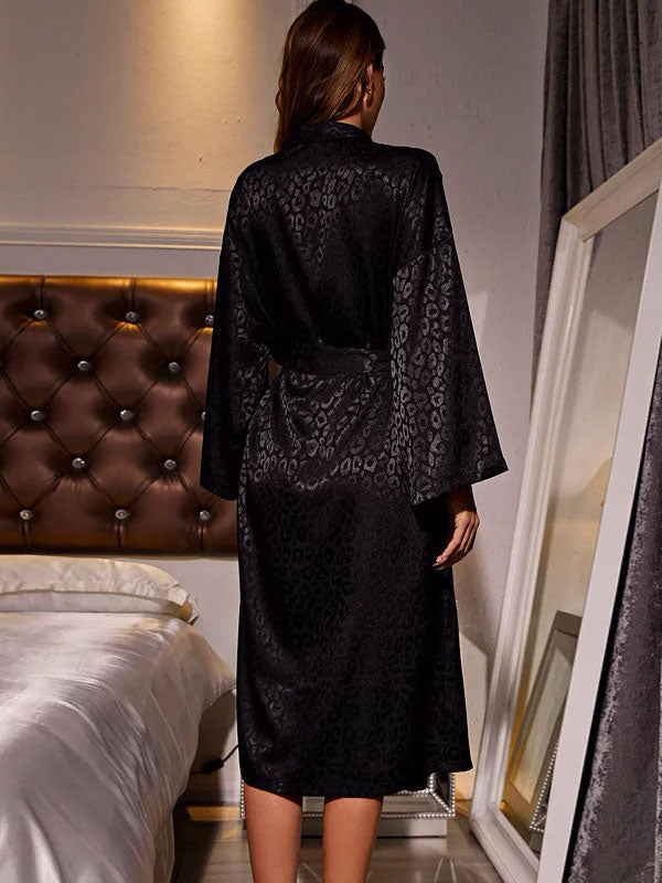 Robe de Chambre Longue Noir en Satin pour Femme "Tendresse de Satin"